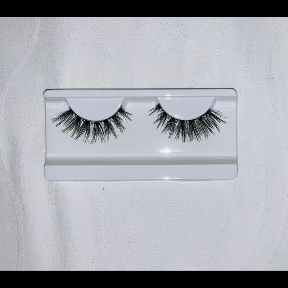 Mrs.puff lashes